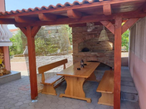 Apartmani L&L Povljana